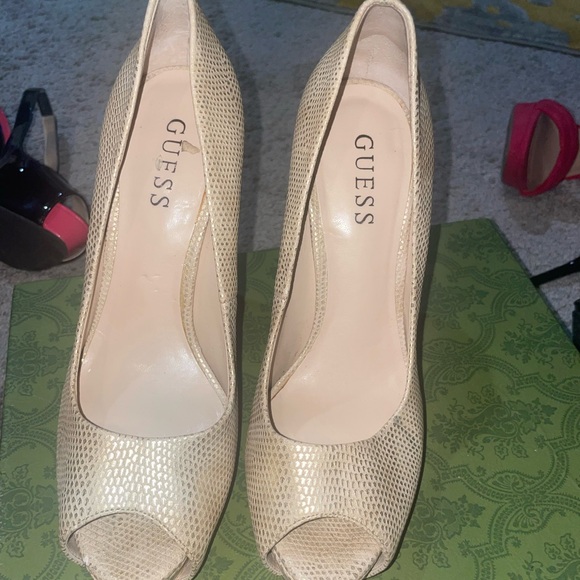 COPY - GUESS Snake Skin Print Peep Toe Stiletto Heel - Picture 7 of 10